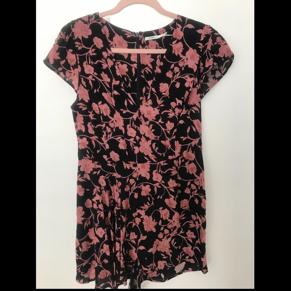 Urban Outfitters Kimchi Blue romper - Picture 3 of 3